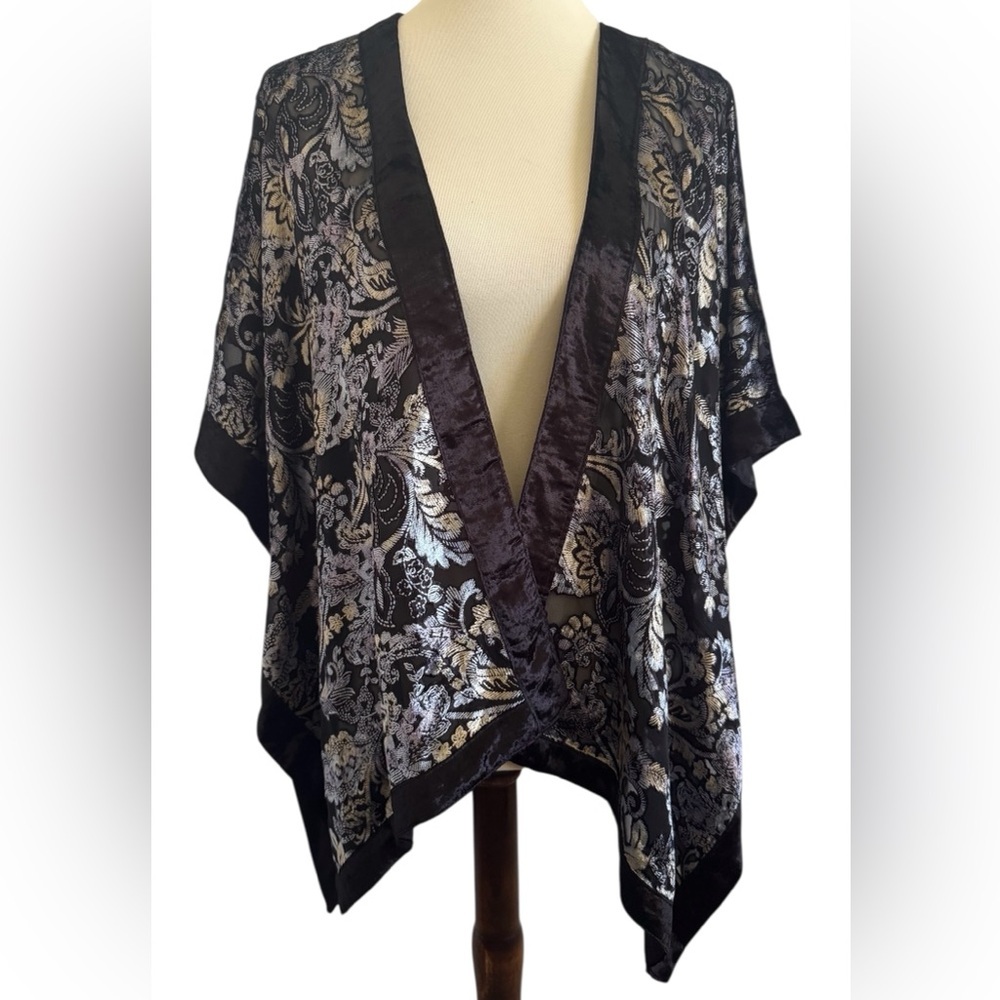 J. Jill Black Velvet Ruana Floral Semi Sheer Dark Fairy Witchy Kimono Size Large